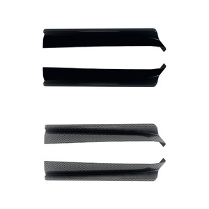 ซูบารุ WrX Sti Va 2015 2021 สติ๊กเกอร์มุมกันชนหลังสีดำเปียโนลายคาร์บอนไฟเบอร์แบบมีกาวในตัวอะไหล่ตกแต่ง - Product Image 2