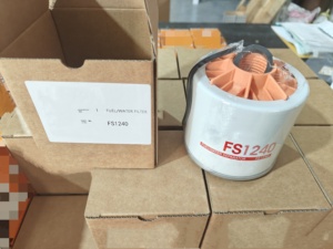 ตัวกรองน้ำมันเชื้อเพลิงหล่อลื่น LF9325 HF6205 LF9080 FS1240 LF9001for เครื่องยนต์เครื่องจักรวิศวกรรมใหม่ - Product Image 4