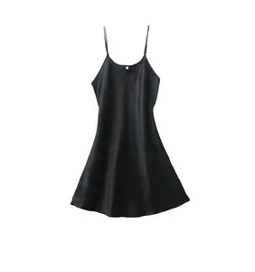 Großhandel benutzer definierte Luxus Satin Nacht kleid sexy V-Ausschnitt Nachtwäsche Nachthemd einfache Damen unterwäsche Spaghetti träger Nighty