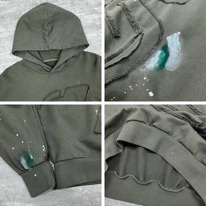 เสื้อฮู้ดดี้ทรงบ็อกซี่ผ้าเฟรนช์เทอร์รี่หนานุ่มแบบครอป ปักลายปะติดแบบคัสตอม ไซส์ใหญ่สำหรับผู้ชาย ขายส่ง - Product Image 3