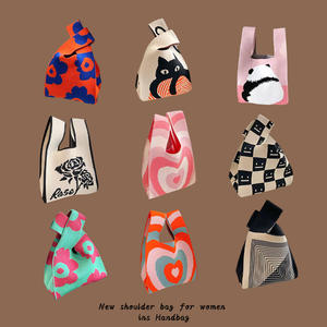 Sac à tricoter rétro en polyester recyclé pour femmes grand fourre-tout au crochet avec organisateur de fleurs pour sac à main en tricot pour artisanat - Product Image 3