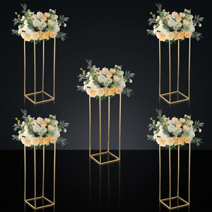 Vase <span class=keywords><strong>haut</strong></span> et <span class=keywords><strong>support</strong></span> à plantes en métal blanc doré moderne pour événements de mariage et fêtes, décoration intérieure de haute qualité - Product Image 1
