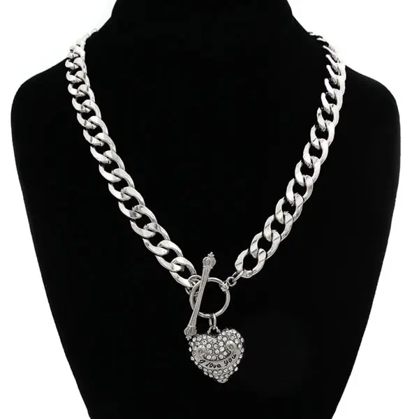 High-quality love series couple style long fashion classic necklace cuban chain pendant alloy necklace