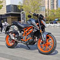 Moto de rue nue à essence monocylindre refroidie par eau KTM1 390 Duke 390cc d'occasion