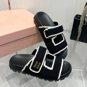 Sandales d'été plates antidérapantes en cuir véritable à lacets pour femmes, idéales pour les vacances en bord de mer - Product Image 1