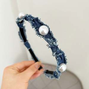 <span class=keywords><strong>ที่</strong></span>คาดผมเดนิมไข่มุกสไตล์เกาหลีใหม่ปี 2023 สำหรับผู้หญิง ดีไซน์เรียบง่าย ดูหรูหรา แบบผูกปม ใช้ได้ทุกวัน สำหรับมัดผมแต่งหน้า - Product Image 5