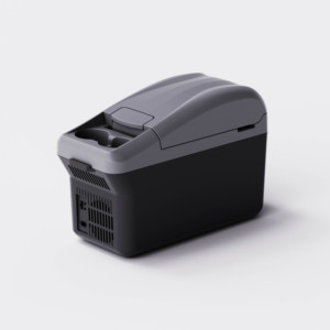 ตู้เย็นพกพาในรถยนต์แบบพกพา 12v ขนาด 8 ลิตร ทำจากอะลูมิเนียม พร้อมระบบทำความเย็นแบบเซมิคอนเดคเตอร์ ได้รับมาตรฐาน ROSH และ LFGB - Product Image 1