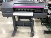 Imprimante DTF A1 60 cm avec 2 têtes I3200 et système de recirculation automatique de la poudre, agitateur, courroie de convoyeur en maille, aspiration d'air, panneau LED