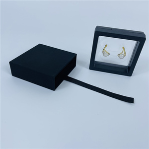 Caja de cajón de embalaje de joyería de papel de tacto suave negro con joyero de plástico transparente caja transparente para joyería - Product Image 5