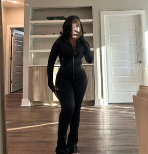 カスタム レディース 2点セット 秋用 フィットネス ジョガー ジャケット ＆ フレアパンツ ラウンジウェア - Product Image 4