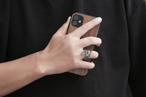 Anillo de Pulpo Vintage Delicado y Personalizado YK, Anillo de Acero Inoxidable con Rubí para Hombre y Mujer, Joyería de Moda al por Mayor - Product Image 5