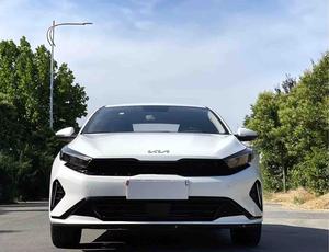 <span class=keywords><strong>Kia</strong></span> K3 2026 Pronta per l'Esportazione, Berlina a Benzina Bianco Perla, Auto Cinese ad Alte Prestazioni, Berlina Familiare Sportiva - Product Image 6