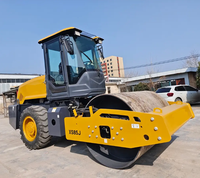 Compacteur vibrant à tambour unique haute efficacité de 8 tonnes XS85J pour la construction routière en stock