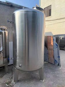 خزان مياه مضغوط من الفولاذ المقاوم للصدأ 316 سعة 1000 لتر من ستارك - Product Image 2