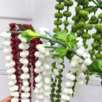 Bouquet de fleurs artificielles suspendues en mousse faite à la main de haute qualité, style vintage, avec baies, pour mariage et Saint-Valentin