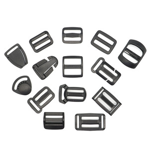 Hebilla Curva de Plástico en Forma de D KJM de 25MM 20MM 12MM Negra, Hebilla Ajustable para Arnés de Mascotas, para Collares de Perros y Gatos - Product Image 4