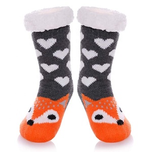 XIANGHUI enfants garçons filles noël chaussettes floues en gros mignon renard Super doux chaud Sherpa doublure antidérapant chaussettes d'hiver - Product Image 1