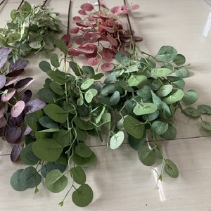 FANCY Haute Qualité 90cm Feuilles d'Eucalyptus Artificielles en Soie à Tige Unique pour Décoration Intérieure et Extérieure - Product Image 4
