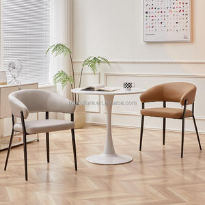Sillas de Comedor con Brazos, Tapizadas en Cuero Vegano Ecológico, Respaldo Abierto, Diseño Moderno de Media Luna Curva, con Reposabrazos - Product Image 6