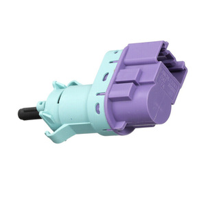 สวิตช์ไฟเบรก Dodge Ram 68349583AA แบบปุ่มสำหรับเปลี่ยนซ่อม - Product Image 1