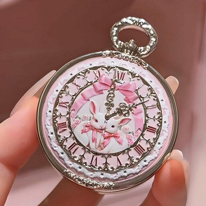 Baume à lèvres mignon Flower Knows Bunny Garden avec pendentif pour filles - Product Image 3
