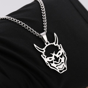 Prajna Mặt nạ ma Mặt dây chuyền retro phong cách thép không gỉ sừng bò hợp thời trang mô hình chữ thập Halloween ma quỷ ma quỷ Vòng cổ - Product Image 3