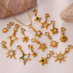 Dijes Personalizados Impermeables al por Mayor, Chapados en Oro de 14k y 18k, Dijes de Estrella de Acero Inoxidable 316l con Circonita para la Fabricación de Pulseras y Collares - Product Image 1