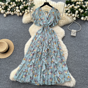 Zomerjurk van chiffon met bloemenprint, gekruiste V-hals, geruite mouwen, gerimpelde taille, gelaagde gerimpelde zoom, elegante lange jurk - Product Image 2