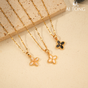 Collana di Design Classico a <span class=keywords><strong>Quadrifoglio</strong></span> in Acciaio Inossidabile Placcato Oro 14K con Perle Finte in Rame, Gioielli alla Moda per Anniversario - Product Image 3