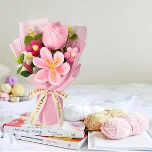 Ramo de Flores de Ganchillo: Tulipanes de Ganchillo Completos para <span class=keywords><strong>Regalos</strong></span> de Graduación, Cumpleaños, Decoración del Hogar (Rosa) - Product Image 2