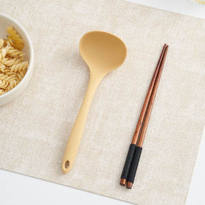 Juego de cucharas de silicona para sopa, utensilio de cocina reutilizable de calidad alimentaria con mango largo y grande para cocina - Product Image 5