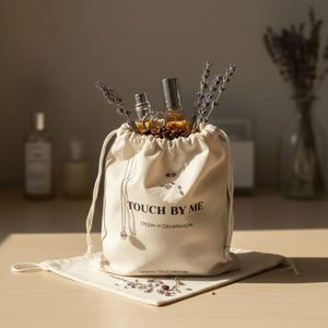 Pochette en coton beige à cordon de serrage avec logo personnalisé, écologique, petite, en mousseline naturelle, pour emballer des bijoux, des montres, des accessoires - Product Image 5