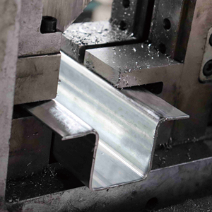 GUNAGQIA zincato a forma di <span class=keywords><strong>Omega</strong></span> Purlin con puntone in acciaio a forma di arcareccio - Product Image 2