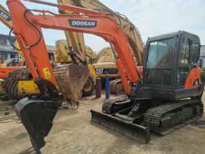 Doosan DX60 Excavadora sobre orugas 2022 Buen estado Precio bajo Usado 6 Ton Yanmar Motor Caja de cambios Venta de equipos de construcción - Product Image 2