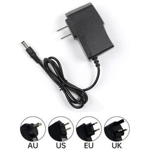 Adattatore di Alimentazione Switching Best Seller con Luce LED, Uscita <span class=keywords><strong>12</strong></span> <span class=keywords><strong>Volt</strong></span> DC, Connettori 5.5*2.5mm e 5.5*2.1mm, Spine EU e UK per Strisce LED - Product Image 2