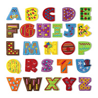 Patch brodé 26 lettres couleur populaire, vente en gros, artisanat de broderie, patch brodé personnalisé avec lettres mignonnes