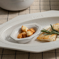 Assiettes ovales profondes en céramique de style européen, en porcelaine pure, pour sauce soja, rose/bleu/blanc – Vente en gros usine
