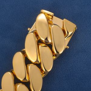 Bracciale con catena a maglia cubana di Miami di larghezza <span class=keywords><strong>30mm</strong></span> di fabbrica Hip Hop reale <span class=keywords><strong>30mm</strong></span> S925 argento 9k 10 14k 18k oro massiccio <span class=keywords><strong>30mm</strong></span> di larghezza - Product Image 4