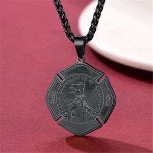 Yiwu Aceon Badge en acier inoxydable pompier Logo forme gravure <span class=keywords><strong>Saint</strong></span> médaille gravé protection <span class=keywords><strong>Saint</strong></span> Florian croix pendentif - Product Image 3