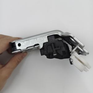 Pestillo de bloqueo de puerta trasera de maletero 5TA827505D para <span class=keywords><strong>VW</strong></span> Passat 3G5 B8 Tiguan Arteon 5NA827505 5TA827505A 5TA827505C - Product Image 4