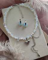Collier personnalisé punk à faible MOQ avec perles en pierre naturelle, chaîne en acier inoxydable, breloque gothique pour boutiques