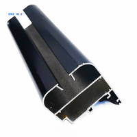 Profils en aluminium industriel noir extrudé sur mesure dominicains, séries P65, P92, P40, pour la découpe, le soudage et le traitement des fenêtres et des portes