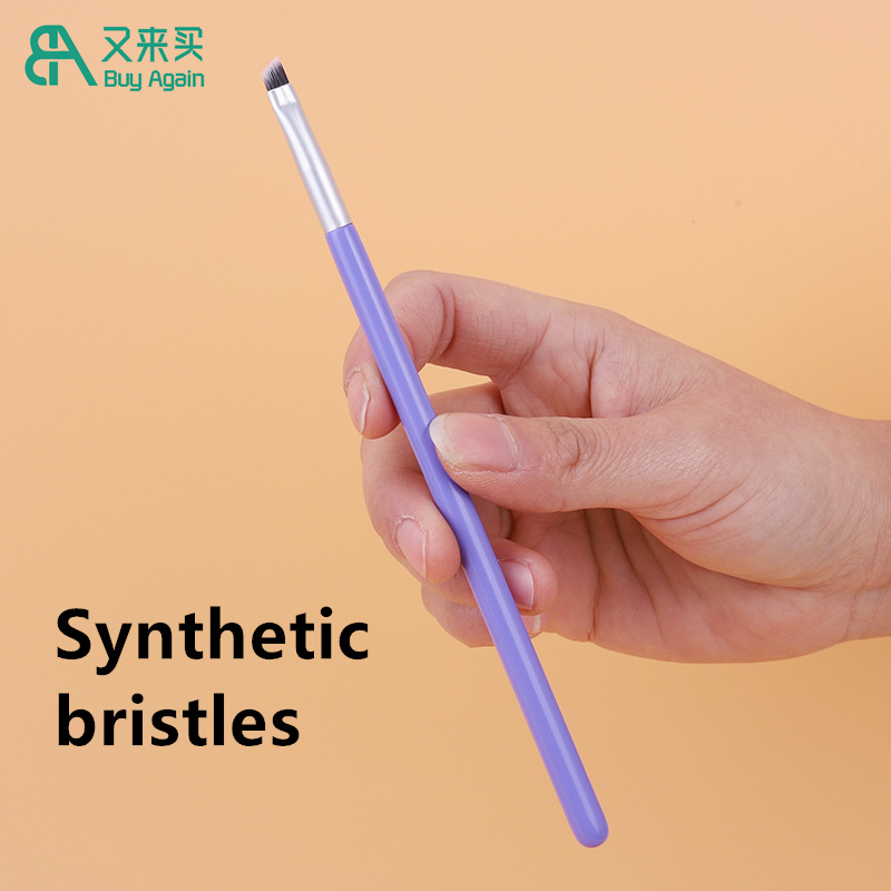 Brosse à angle pourpre