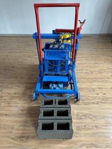 Machine de fabrication de blocs de <span class=keywords><strong>brise</strong></span> mobiles 5 en un machine de fabrication de blocs creux à moteur diesel 4-35 b 220v - Product Image 3