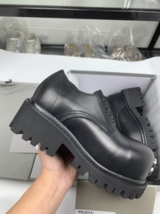 Scarpe di Marca con Suola Spessa in Pronta Consegna, Comode, Traspiranti, Stringate, Scarpe da Uomo in Pelle Casual Business alla Moda - Product Image 4