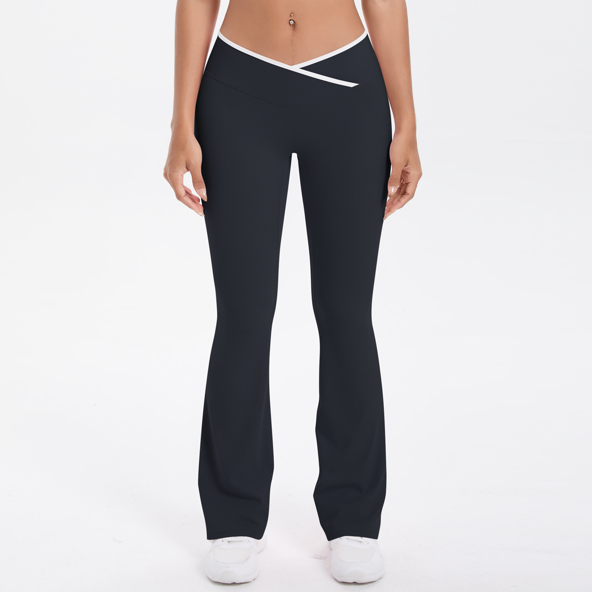 Pantalon noir à jambes larges