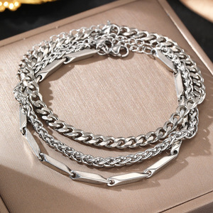 Pulsera de Eslabones Cubanos de Acero Inoxidable Chapada <span class=keywords><strong>en</strong></span> <span class=keywords><strong>Oro</strong></span> de 18K, Joyería de Lujo Minimalista, Juego de 3 Piezas para Mujer - Product Image 4