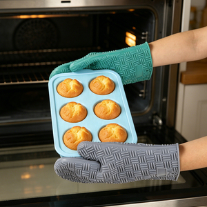 Gants <span class=keywords><strong>de</strong></span> <span class=keywords><strong>cuisine</strong></span> en silicone <span class=keywords><strong>de</strong></span> qualité alimentaire sans BPA, antidérapants, à motif texturé, résistants à la chaleur, pour la cuisson au four - Product Image 6
