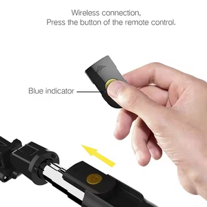 Vente chaude extensible <span class=keywords><strong>Selfie</strong></span> <span class=keywords><strong>Stick</strong></span> Trépied <span class=keywords><strong>K07</strong></span> Mini trépied télécommandé sans fil pour téléphone intelligent <span class=keywords><strong>Selfie</strong></span> Support pour téléphone - Product Image 2