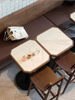 Ensemble table à manger et chaise en rotin de boulangerie à base de bois classique antique